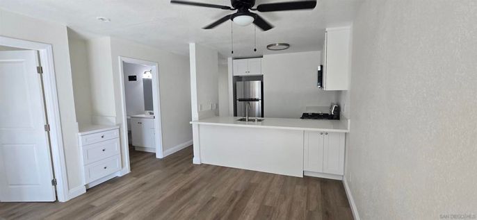 Interior, Kitchen, Wood Texture Flooring