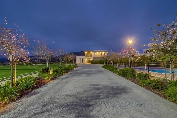 Exterior, Tennis Courts