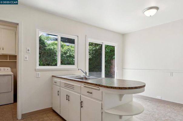 Interior, Kitchen, Washer