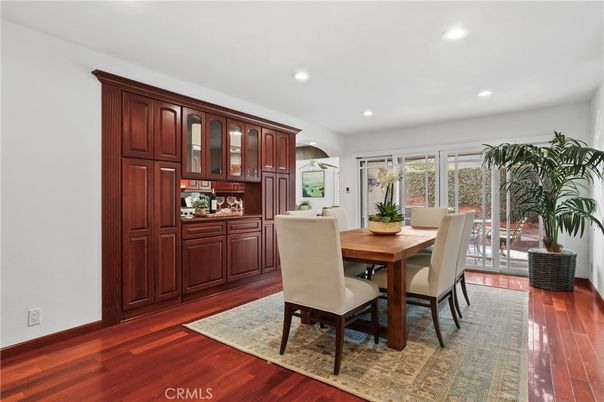Dining room, Interior, Recessed Lighting, Wood Texture Flooring