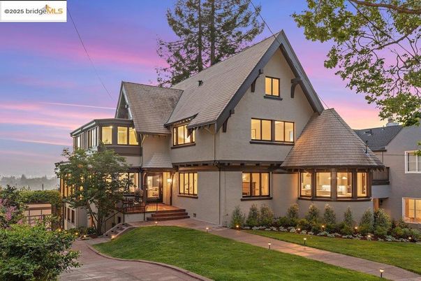 Exterior, Facade, Tudor Revival