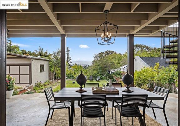 Exterior, Pendant Lights