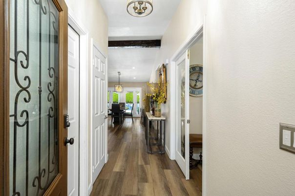 Dining room, Interior, Pendant Lights, Recessed Lighting, Wood Texture Flooring