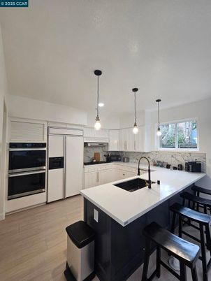 Interior, Kitchen, Pendant Lights, Wood Texture Flooring