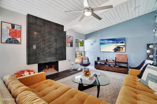 Fireplace, Interior, Living room