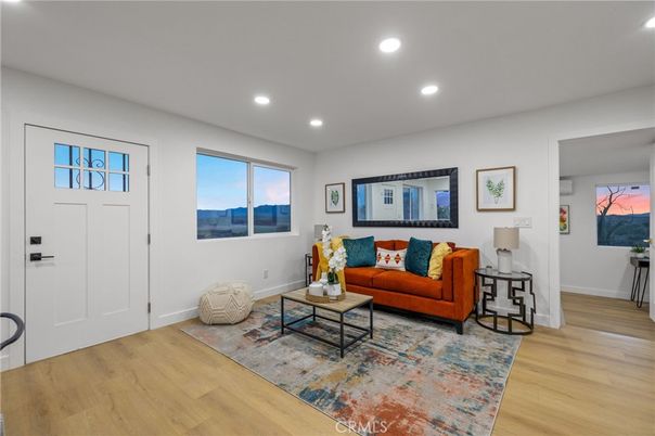 Interior, Living room, Recessed Lighting, Wood Texture Flooring