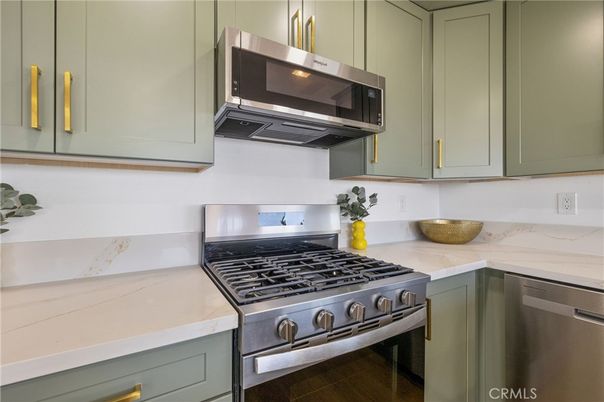 Interior, Kitchen, Stainless Steel Appliances
