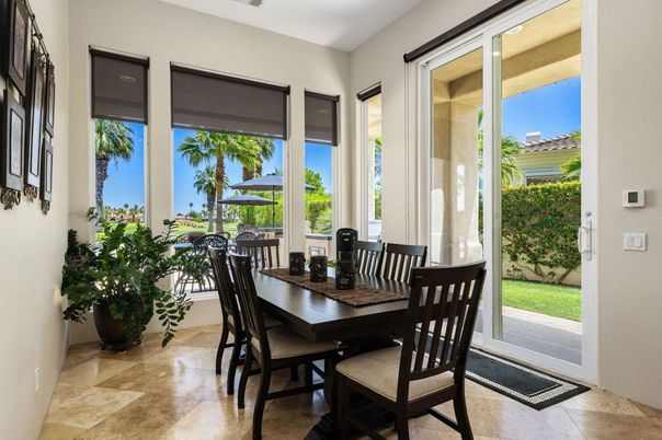 Dining room, Interior