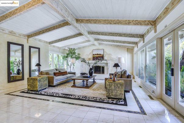Fireplace, Interior, Living room