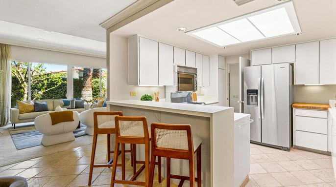 Interior, Kitchen, Living room, Recessed Lighting, Stainless Steel Appliances