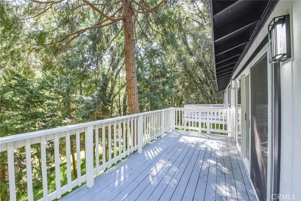 Exterior, Wood Texture Flooring