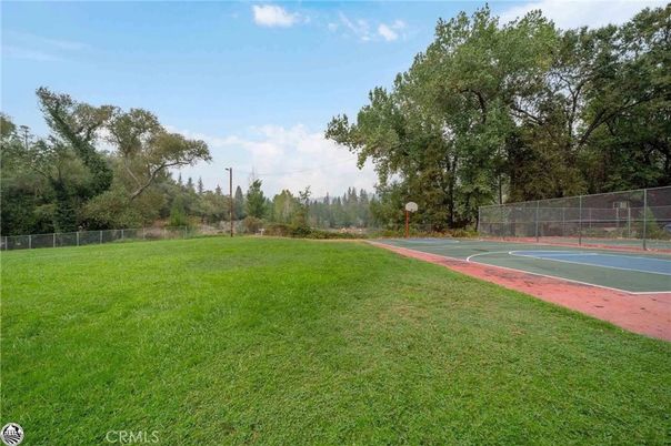 Exterior, Tennis Courts