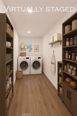 Interior, Recessed Lighting, Washer, Wood Texture Flooring