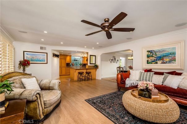 Interior, Kitchen, Living room, Recessed Lighting, Wood Texture Flooring