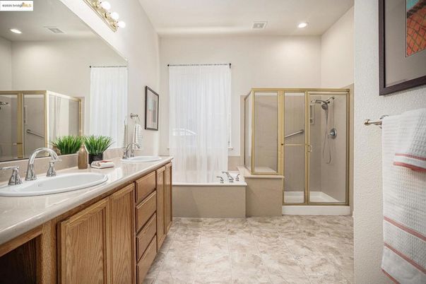 Bathroom, Dual Sink Vanities, Glass Shower, Interior, Recessed Lighting