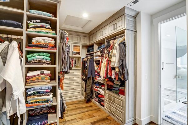 Interior, Recessed Lighting, Walk-in Closets, Wood Texture Flooring