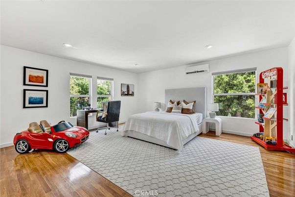 Bedroom, Home Office, Interior, Recessed Lighting, Wood Texture Flooring