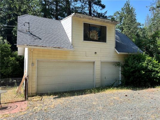 Detached Garage, Exterior