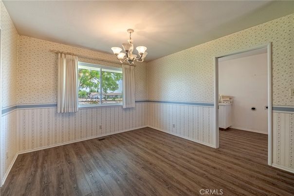 Chandelier, Empty room, Interior, Wood Texture Flooring