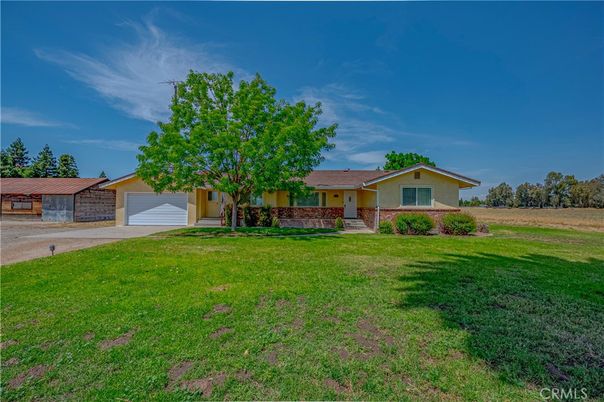 Backyard, Detached Garage, Exterior