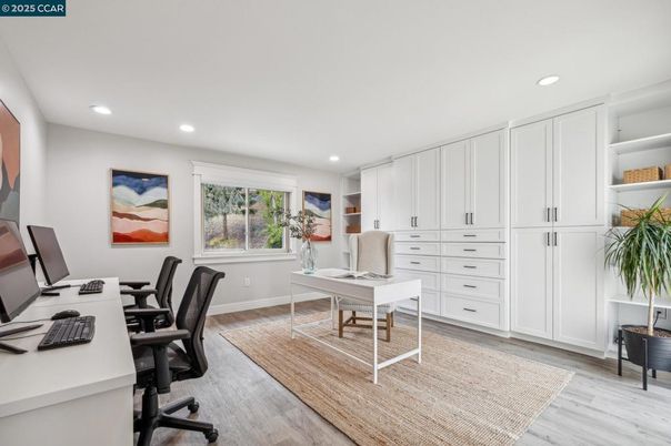 Home Office, Interior, Recessed Lighting, Wood Texture Flooring