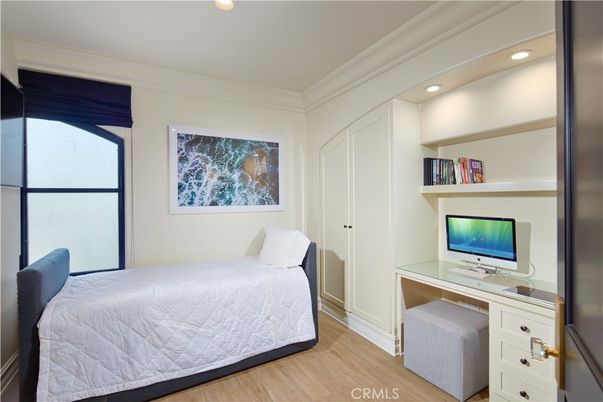 Bedroom, Home Office, Interior, Recessed Lighting, Wood Texture Flooring