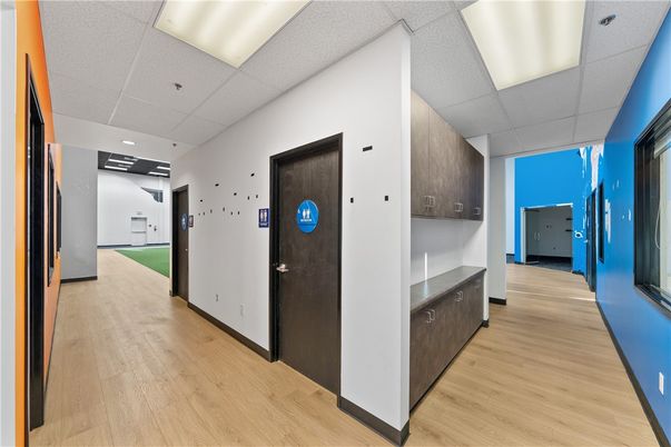 Elevator, Interior, Recessed Lighting, Wood Texture Flooring
