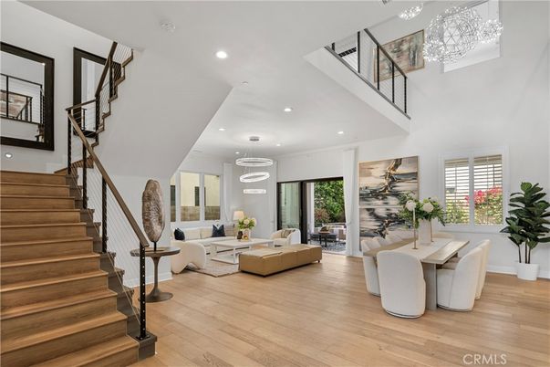 Dining room, Interior, Living room, Pendant Lights, Recessed Lighting, Wood Texture Flooring