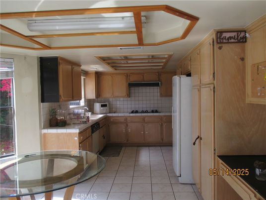 Interior, Kitchen, Tile Countertops
