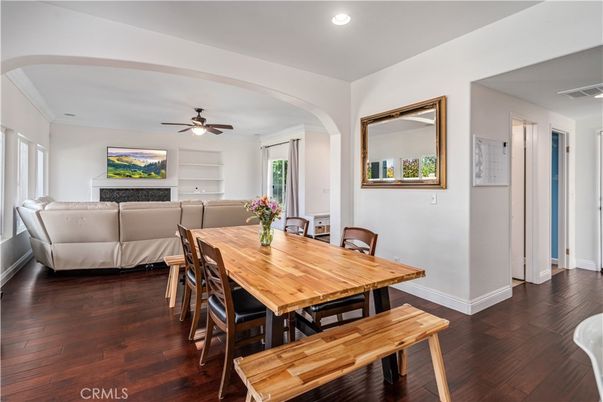 Dining room, Interior, Living room, Recessed Lighting, Wood Texture Flooring
