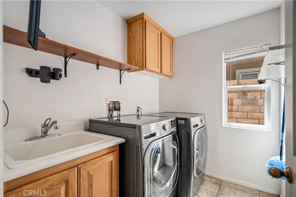 Interior, Washer