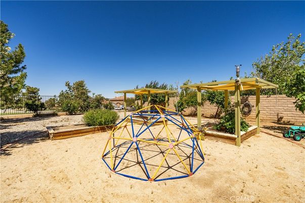 Backyard, Exterior, Playground