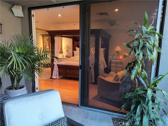 Bedroom, Exterior, Recessed Lighting