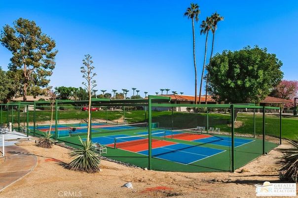 Exterior, Tennis Courts