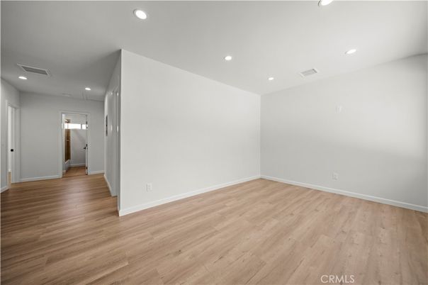 Empty room, Interior, Recessed Lighting, Wood Texture Flooring