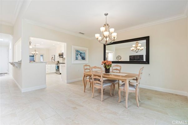 Chandelier, Dining room, Interior, Kitchen, Recessed Lighting