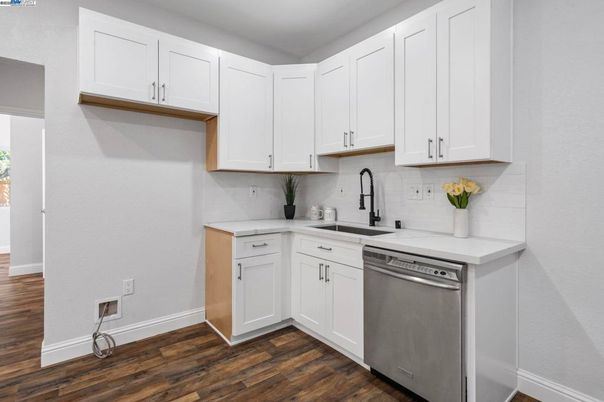 Interior, Kitchen, Wood Texture Flooring