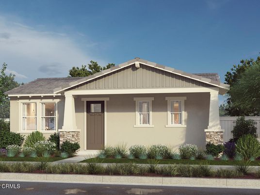 Exterior, Facade, Ranch