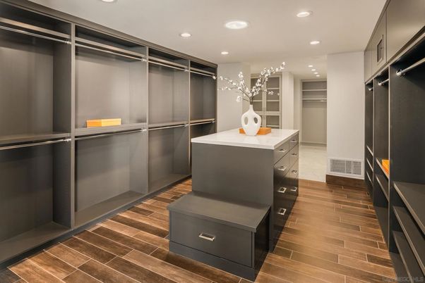 Interior, Recessed Lighting, Walk-in Closets, Wood Texture Flooring
