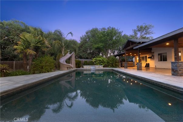 Exterior, Playground, Pool