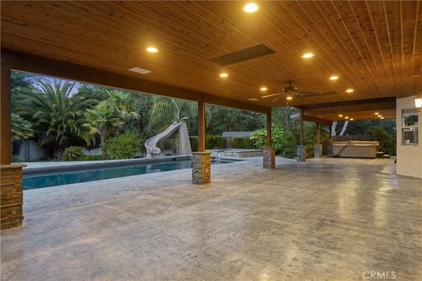 Exterior, Playground, Pool