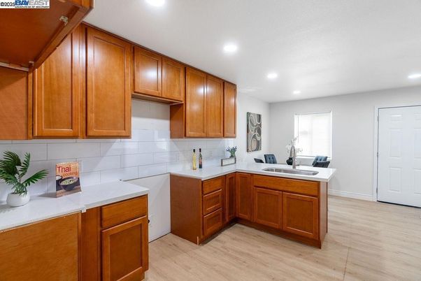 Interior, Kitchen, Recessed Lighting, Wood Texture Flooring