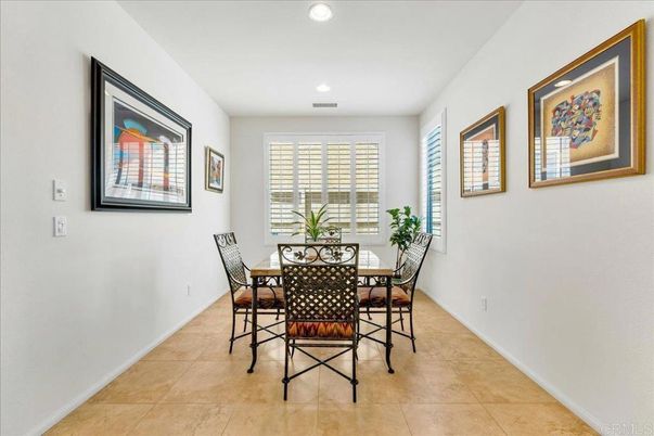 Dining room, Interior, Recessed Lighting