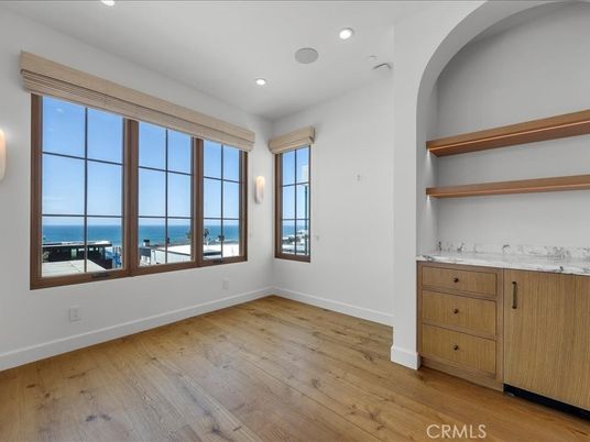 Empty room, Interior, Recessed Lighting, Water, Wood Texture Flooring