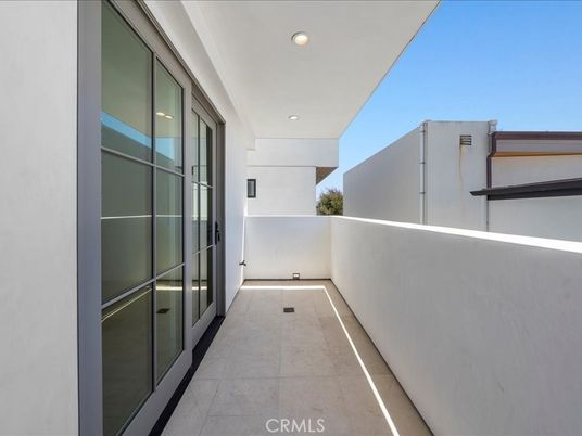 Exterior, Recessed Lighting