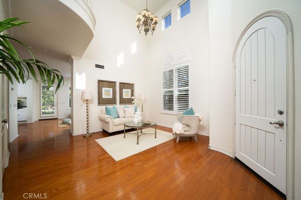 Chandelier, Interior, Living room, Wood Texture Flooring