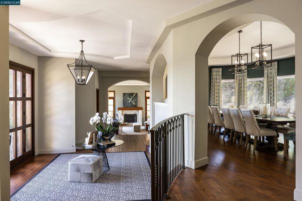 Chandelier, Dining room, Fireplace, Interior, Pendant Lights, Wood Texture Flooring