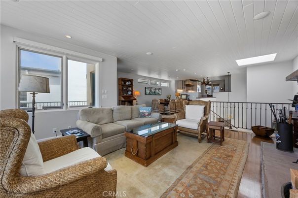 Dining room, Interior, Living room, Pendant Lights, Recessed Lighting, Wood Texture Flooring
