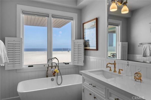 Bathroom, Free Standing Baths, Interior, Water