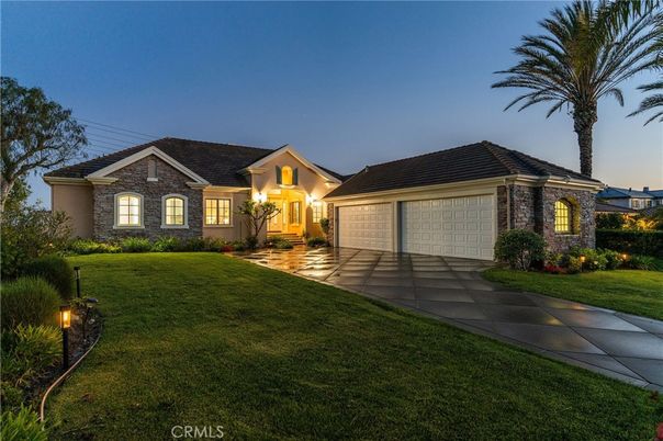 Attached, Backyard, Exterior, Facade, Brick Facade, Brick Traditional